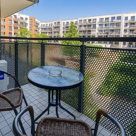 Elegance Prestige Air Conditioning & Free Garage Netflix 브로츠와프