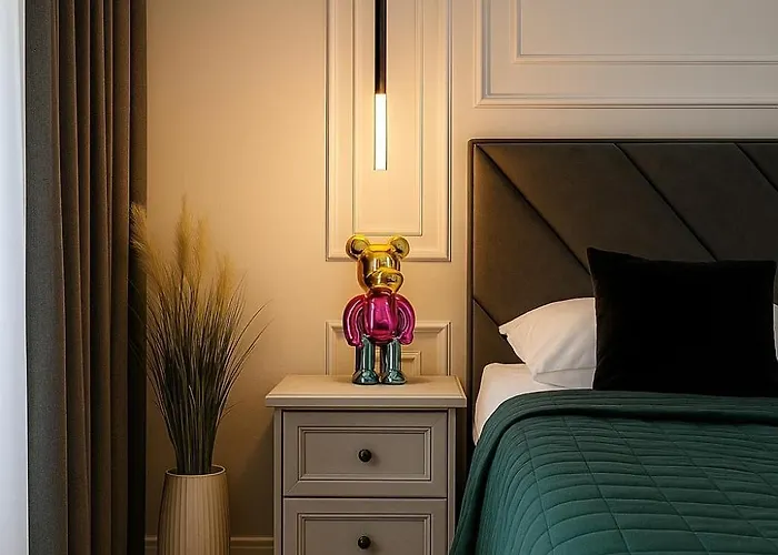 Elegance Prestige Free Garage Netflix *