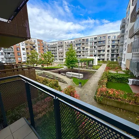 Apartment Elegance Centrum Air Conditioner & Garage For Free *
