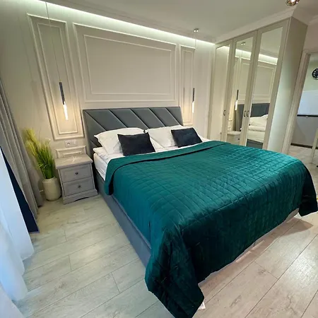 Elegance Centrum Air Conditioner & Garage For Free * Wroclaw