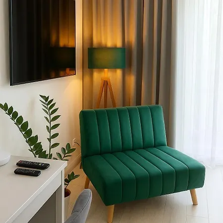 Elegance Centrum Air Conditioner & Garage For Free Apartment