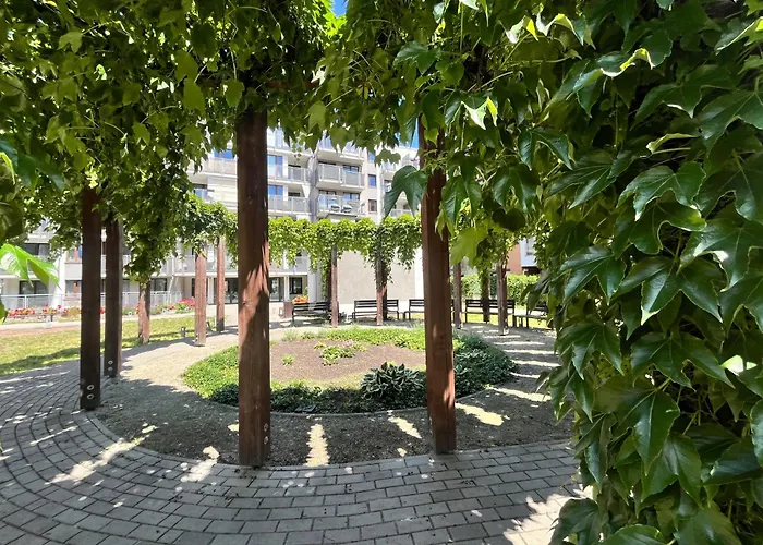 Elegance Prestige Free Garage Netflix דירה